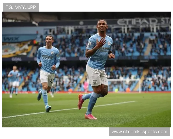 德布劳内外脚背挑传穿越防线,曼城创造绝佳机会 德布劳内外脚背挑传穿越防线,曼城创造绝佳机会