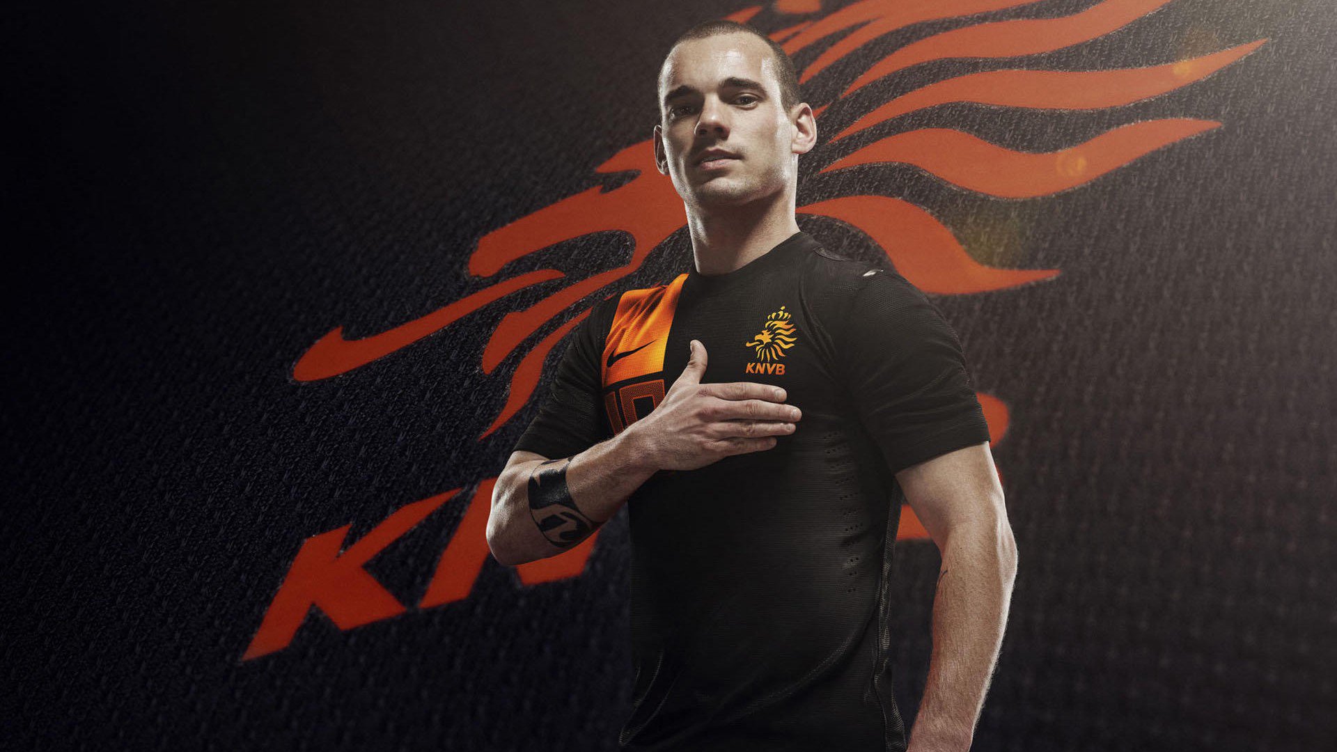 意甲裁判语义辅助判罚系统提升比赛公平性研究,意甲裁判球衣赞助商