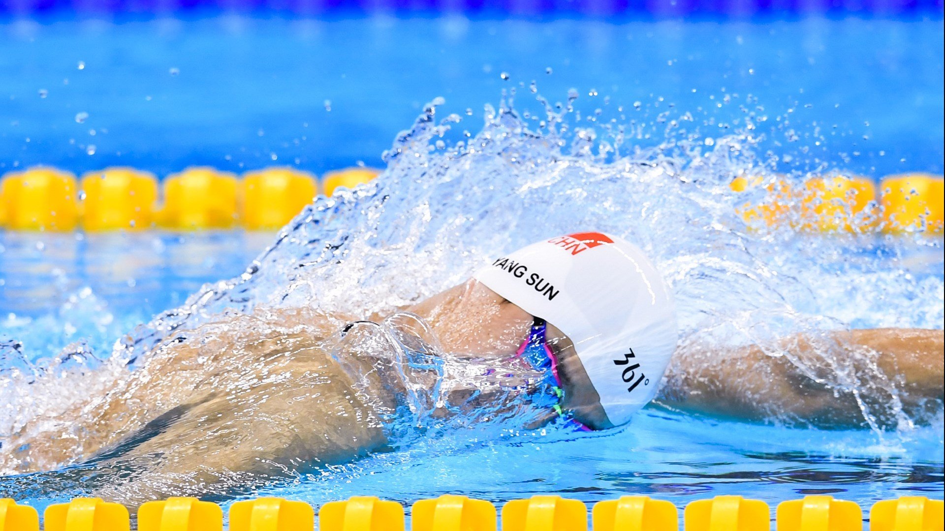 仰泳出水角度优化，助力提速，仰泳出发技巧